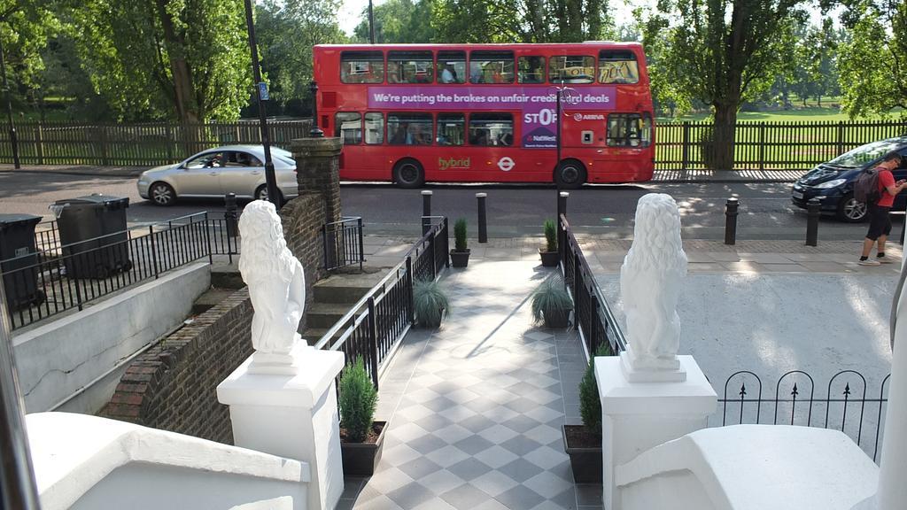 United Lodge Hotel And Apartments Londen Buitenkant foto