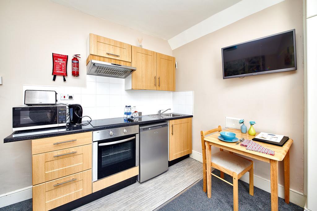 United Lodge Hotel And Apartments Londen Buitenkant foto