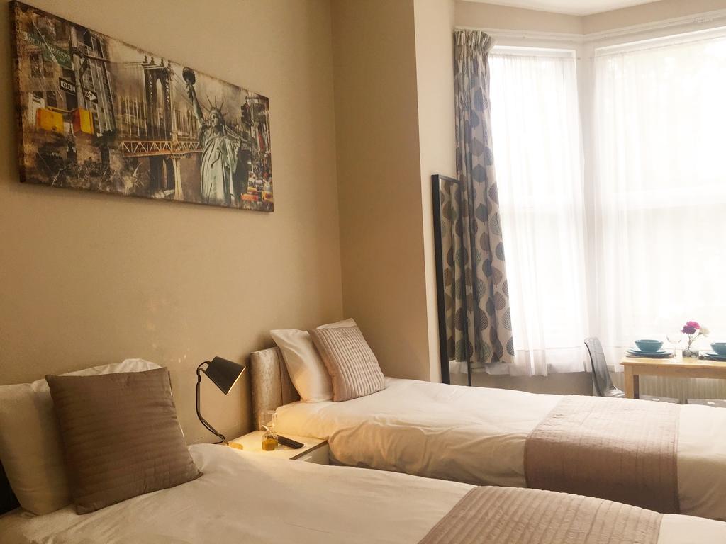 United Lodge Hotel And Apartments Londen Buitenkant foto