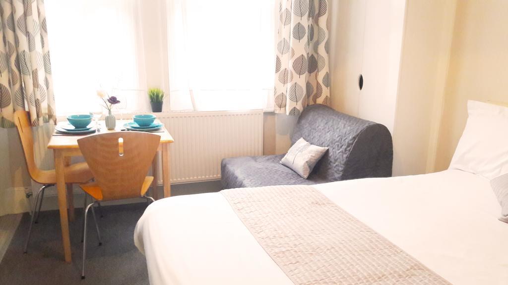United Lodge Hotel And Apartments Londen Buitenkant foto
