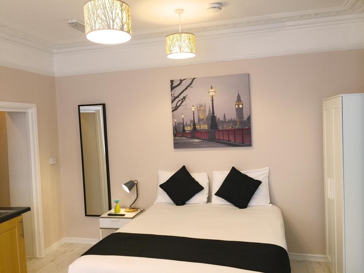 United Lodge Hotel And Apartments Londen Buitenkant foto