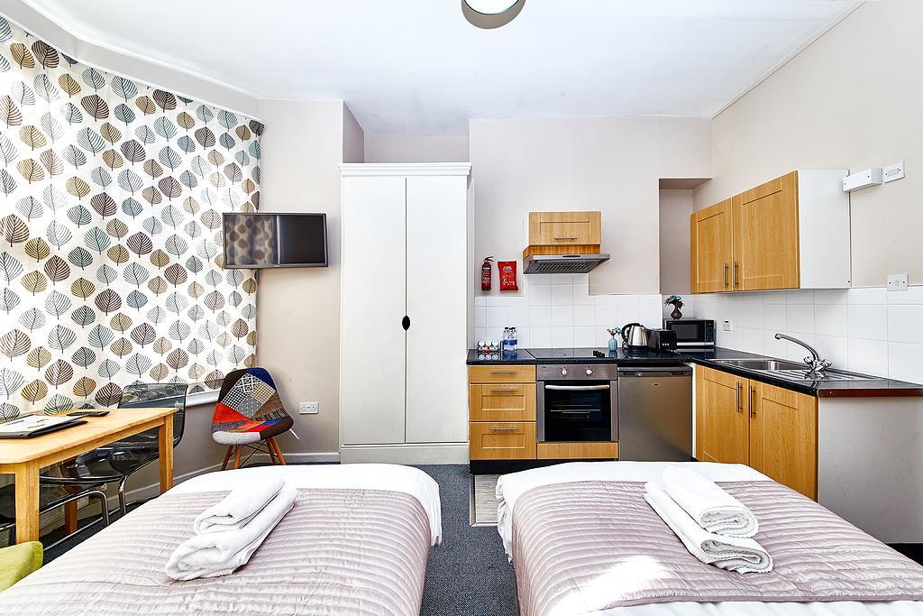 United Lodge Hotel And Apartments Londen Buitenkant foto